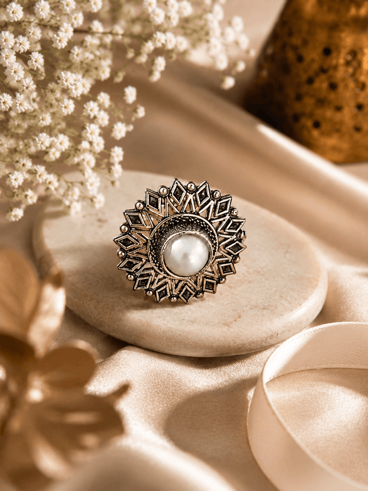 Pearlika Adjustable Ring