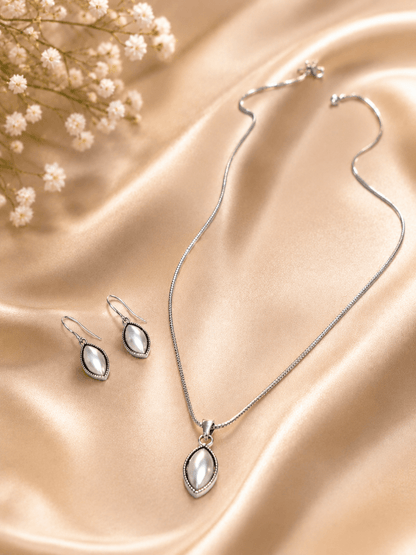 Aurelia Pearl Set
