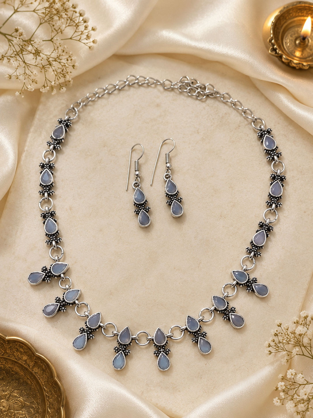 Red-y to Shine Necklace Set