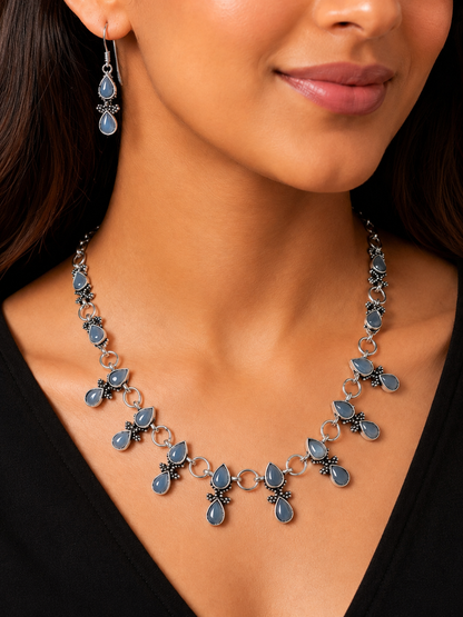 Red-y to Shine Necklace Set