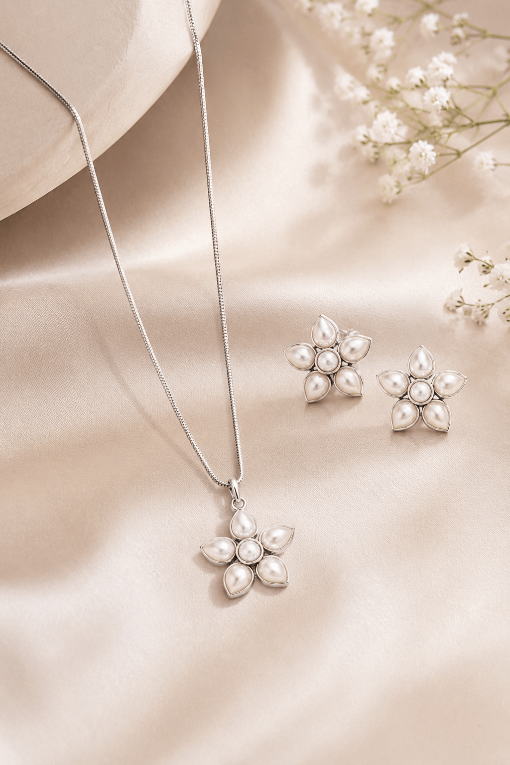 Petal Grace Pendant Set