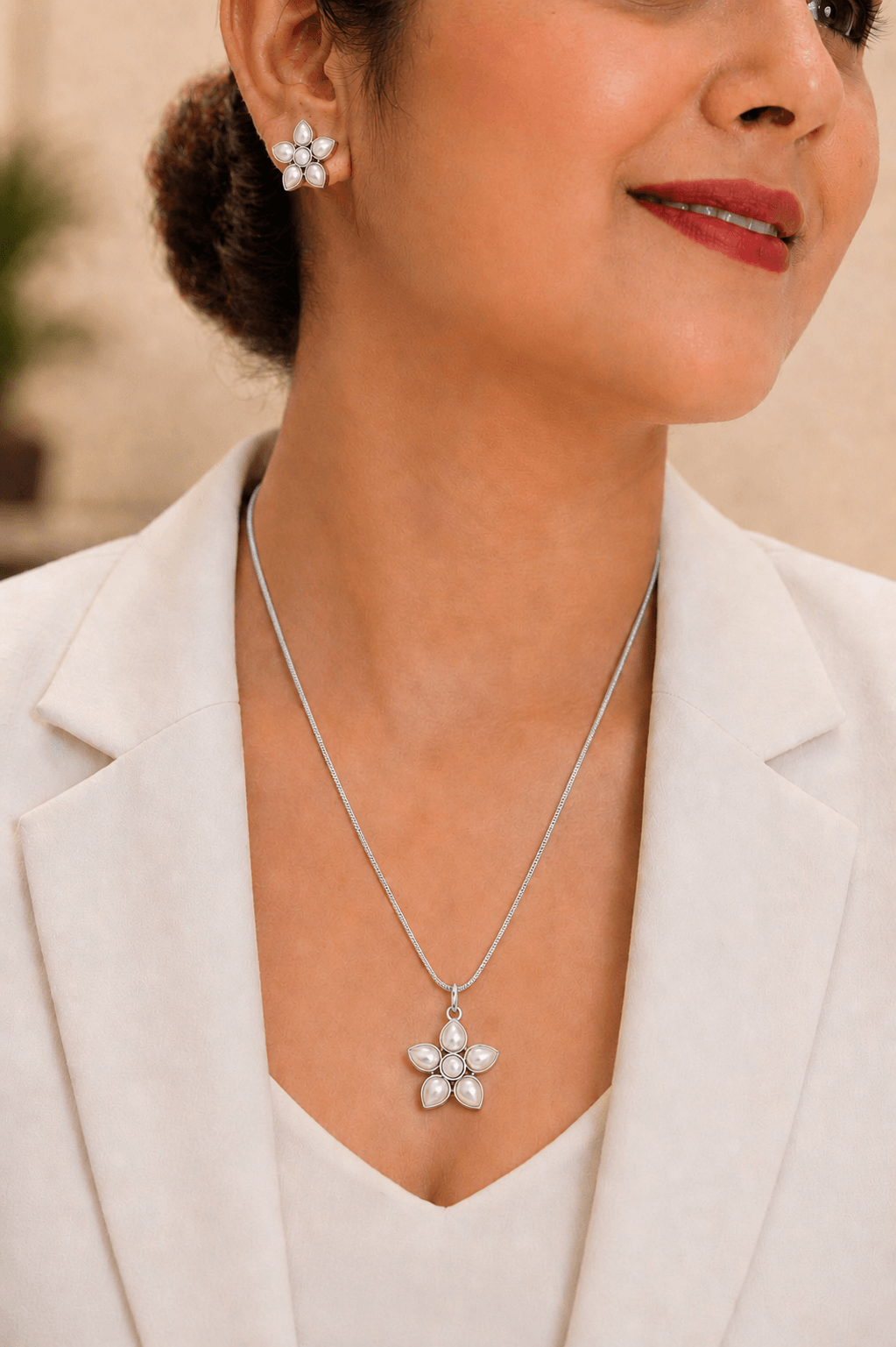 Petal Grace Pendant Set