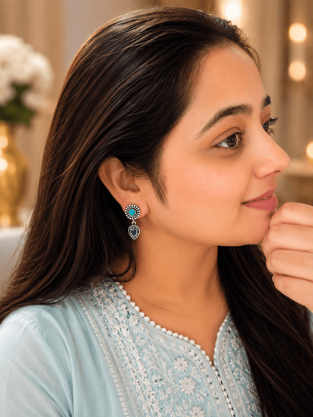Zehra Glow Studs