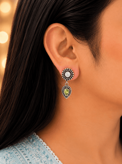 Zehra Glow Studs