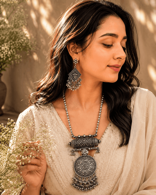 Zariya Long Necklace Set